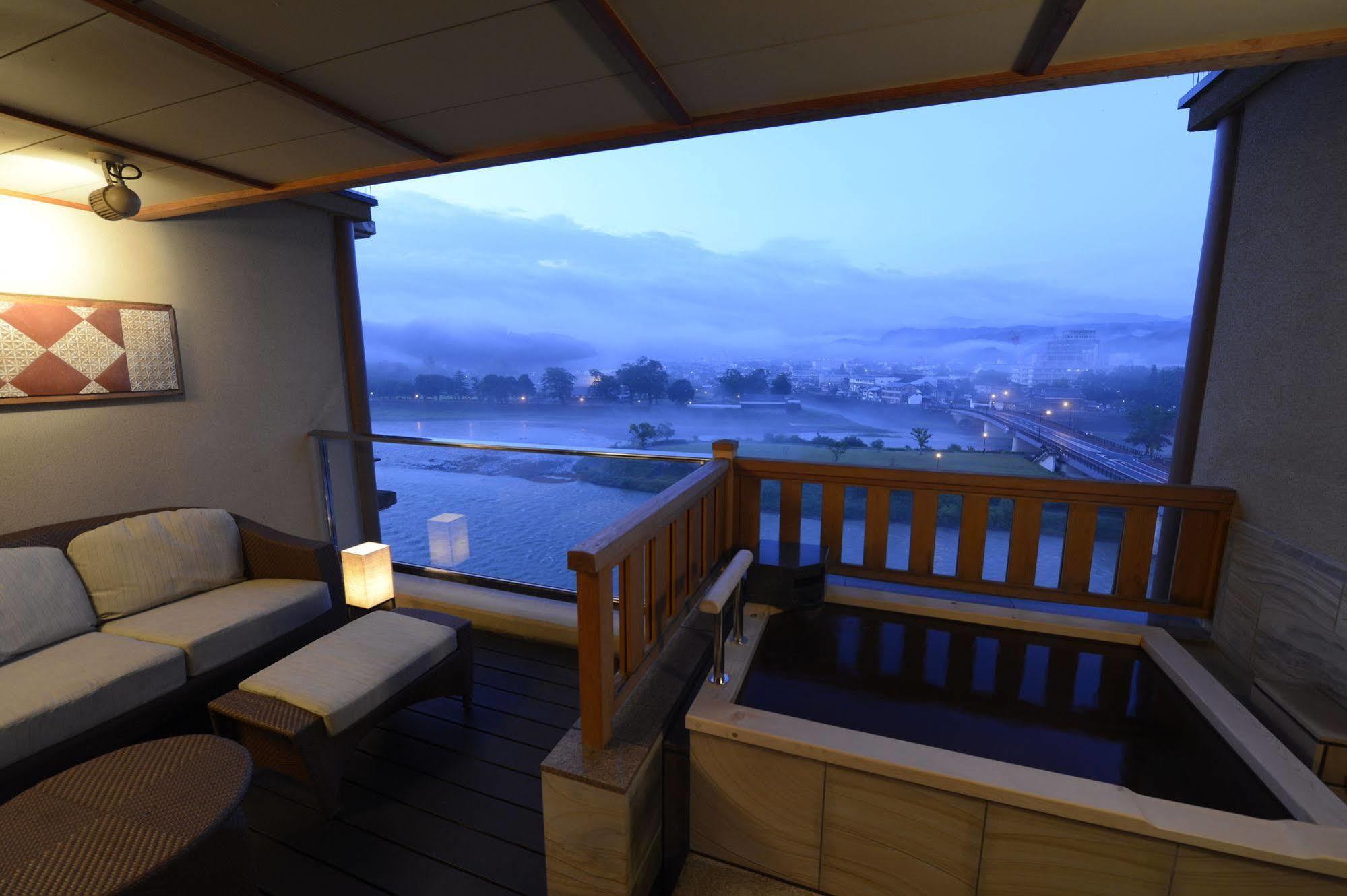 Ryokan Ayu no Sato Hitoyoshi Eksteriør billede